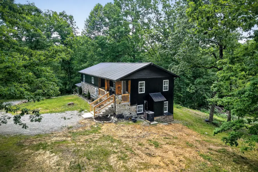 9388 Harrison Ferry Road, McMinnville, TN 37110 - #2