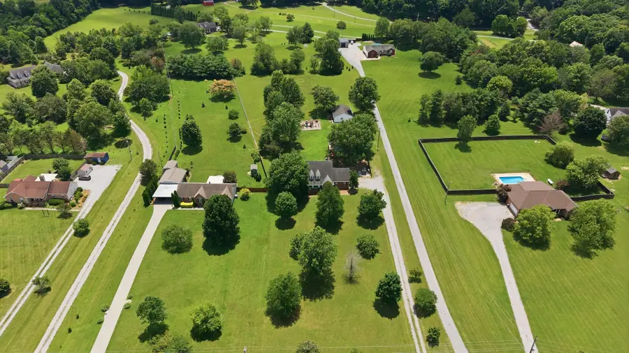 7301 W Cook Rd, Springfield, TN 37172 - #2