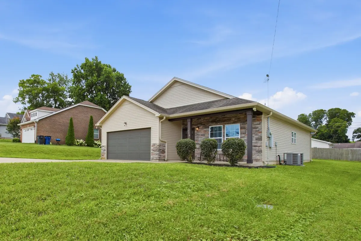 216 Woodsong Ln, Columbia, TN 38401 - #1