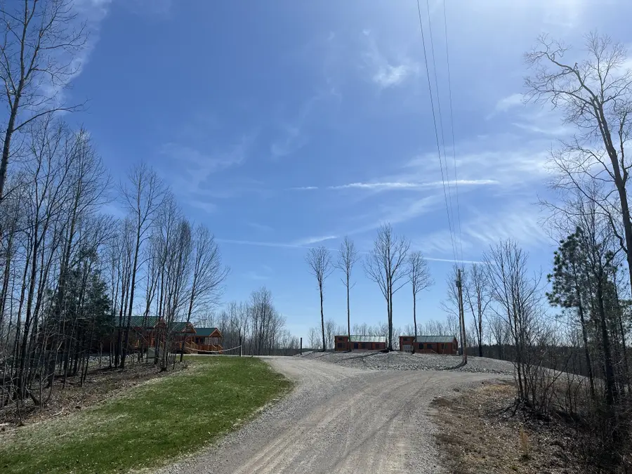 481 Hillbrook Dr, Linden, TN 37096 - #2