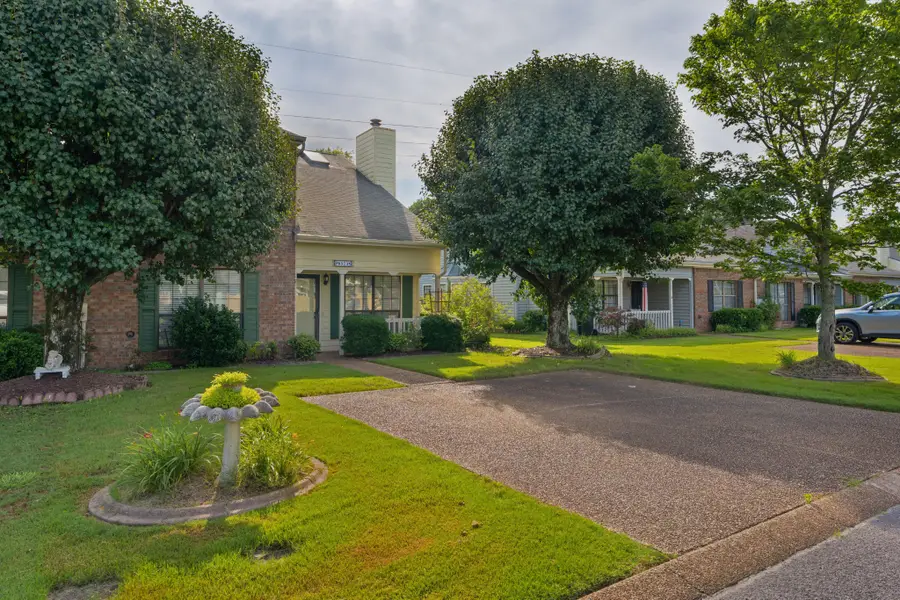 6573 Hickory Meadow Drive, Chattanooga, TN 37421 - #2
