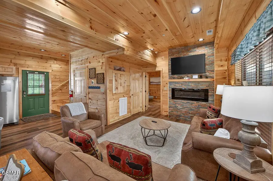 826 String Run Way, Pigeon Forge, TN 37863 - #3