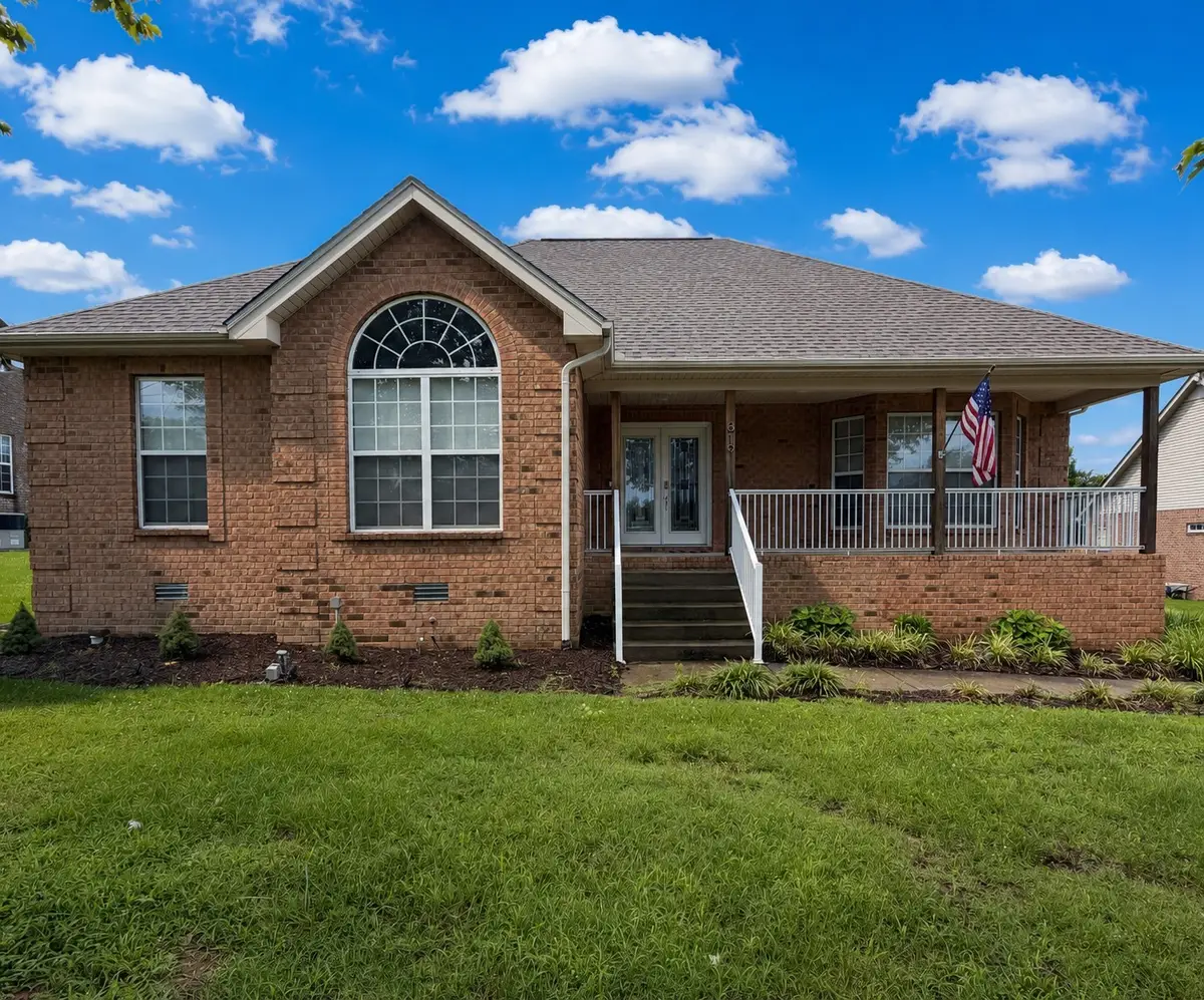 819 Oslo Rd, Mount Juliet, TN 37122 - #1