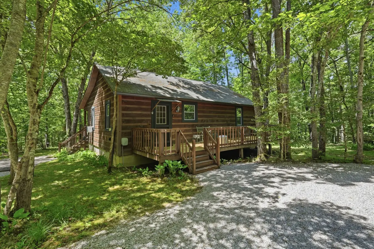 118 Cherokee Rd, Spencer, TN 38585 - #1