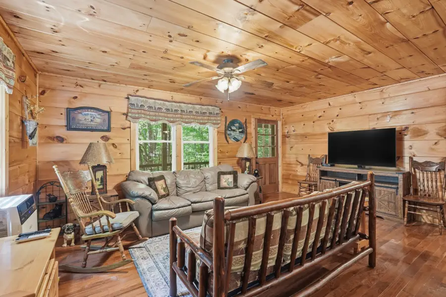 118 Cherokee Rd, Spencer, TN 38585 - #3