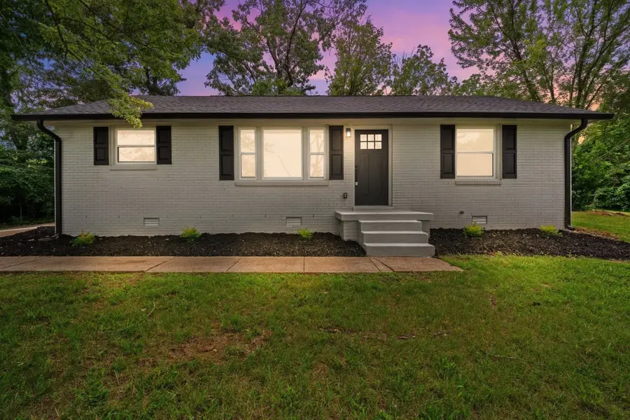 608 Zinnia Dr, Clarksville, TN 37042 - #2
