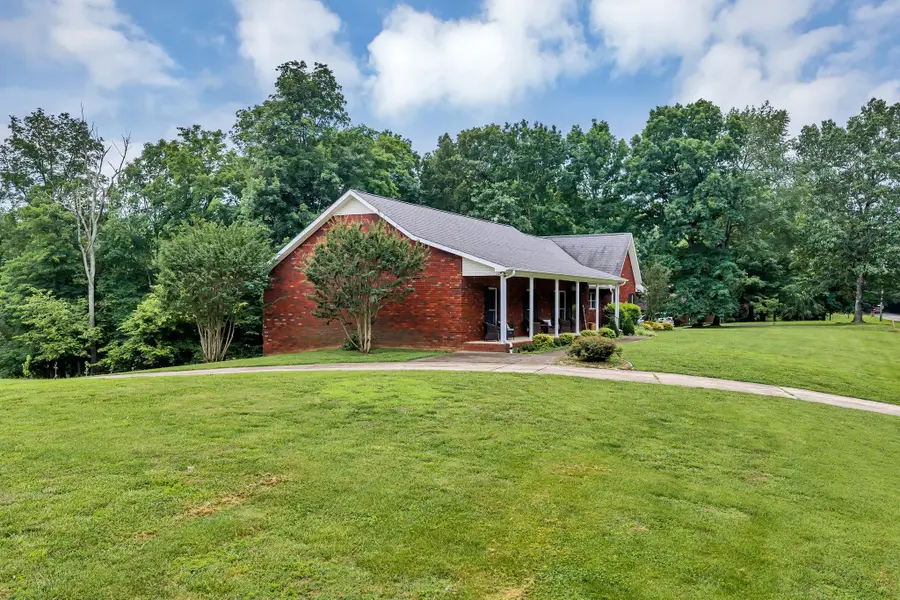 398 N Hummingbird Ln, Dickson, TN 37055 - #3