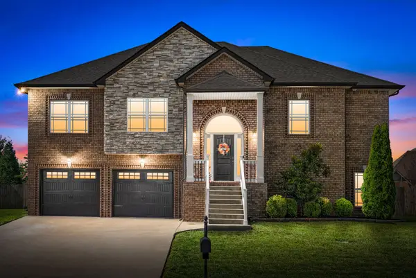 316 Piedmont Pl, Clarksville, TN 37043