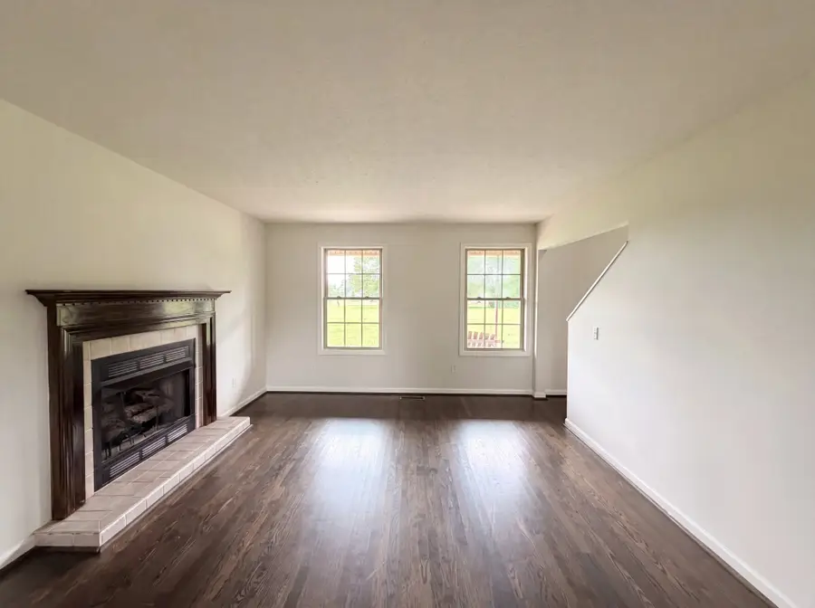 4523 Atkins Rd, Cedar Hill, TN 37032 - #2