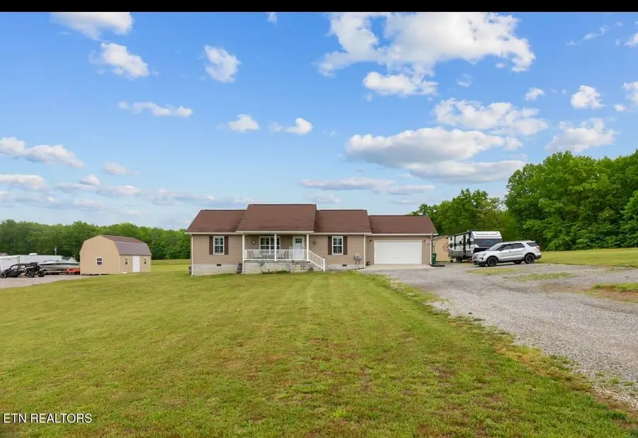 233 Georgee Rd, Jamestown, TN 38556 - #2