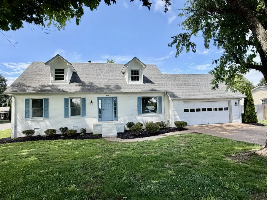 500 8th St, Lawrenceburg, TN 38464 - #2