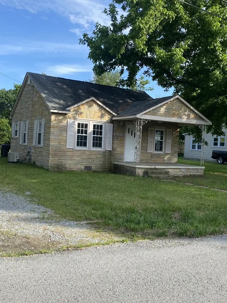 504 General St E, Tullahoma, TN 37388 - #3