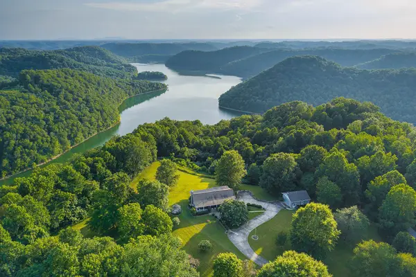 11720 Fox Hill Rd, Baxter, TN 38544