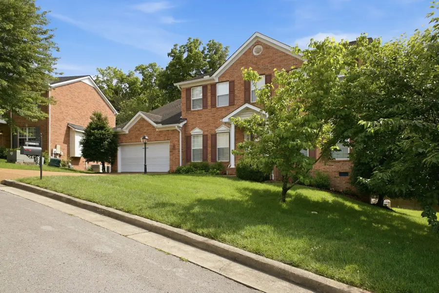 1009 Heathfield Cir, Brentwood, TN 37027 - #3