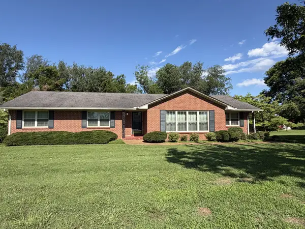 500 N Russell St N, Portland, TN 37148