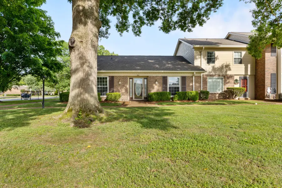 964 Todd Preis Dr, Nashville, TN 37221 - #2