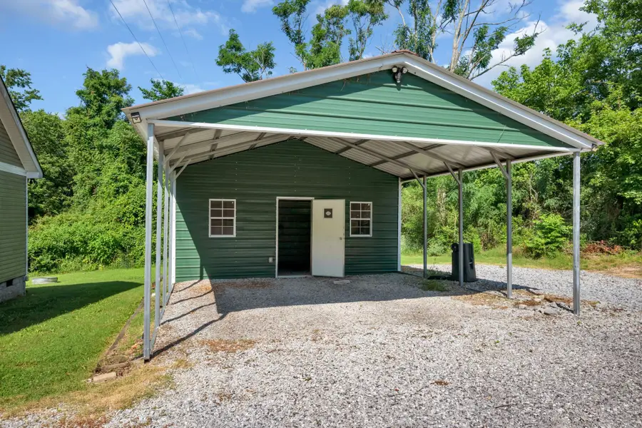 1315 North Charlotte Street, Dickson, TN 37055 - #3