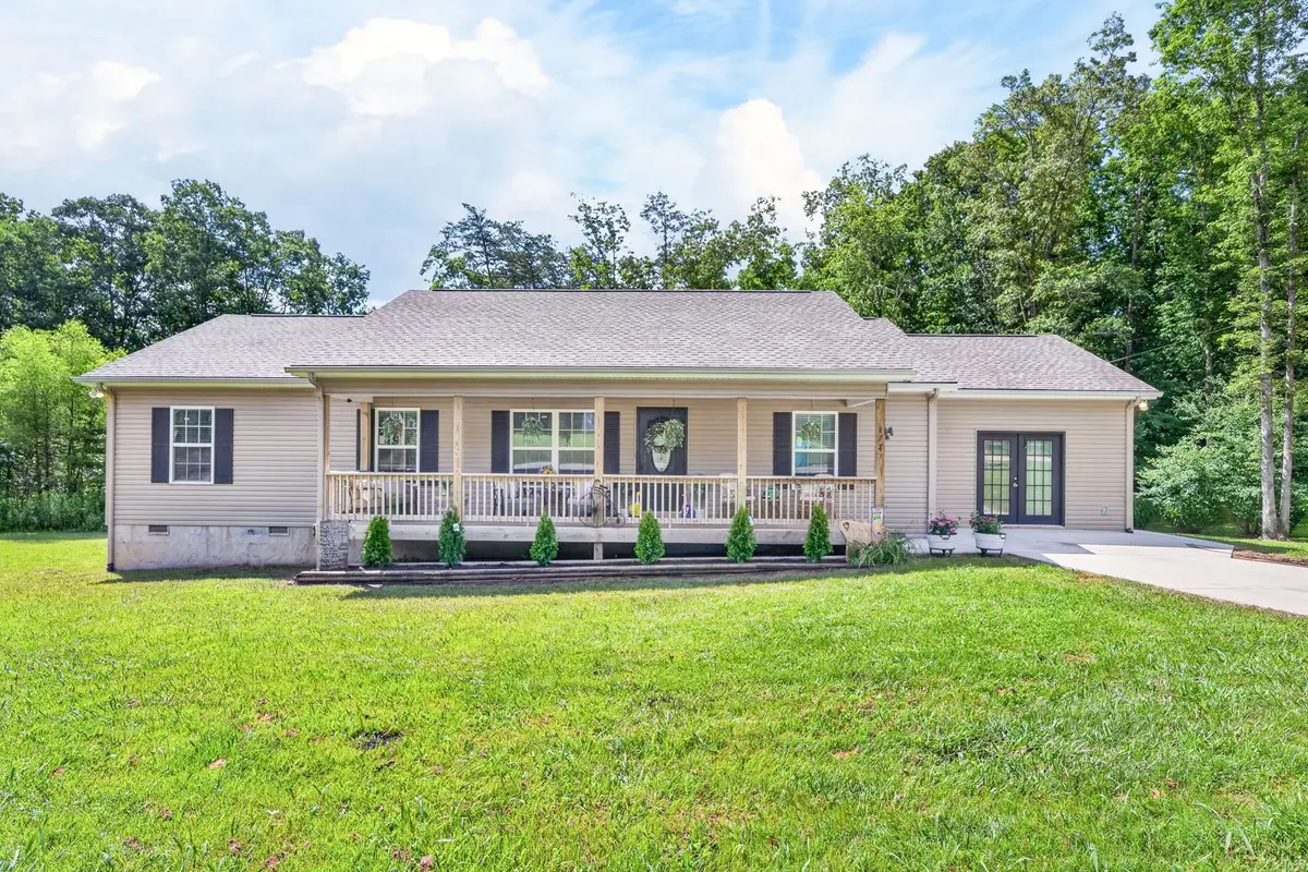 177 Orange Cir, Crossville, TN 38555 - #1