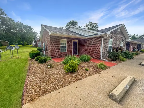 128 Colson Village Ct, Dover, TN 37058