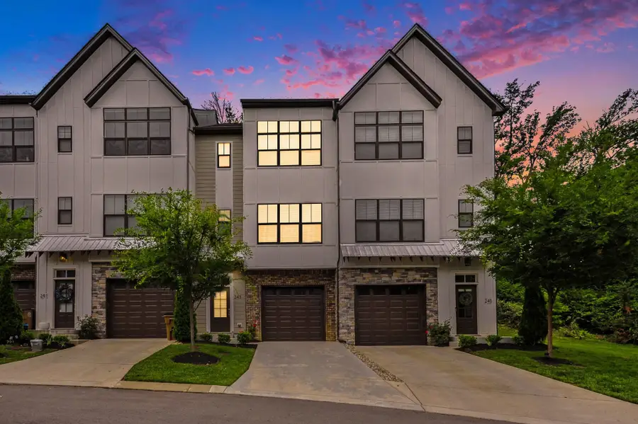 243 Stonecrest Cir, Nashville, TN 37209 - #3