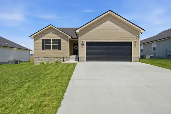 753 Gleason Dr, Clarksville, TN 37042