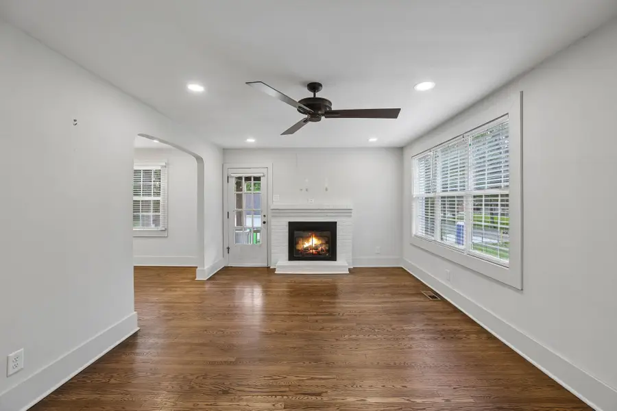810 W Lincoln St, Tullahoma, TN 37388 - #2