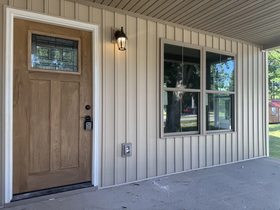 207 Strawberry St, Portland, TN 37148 - #3