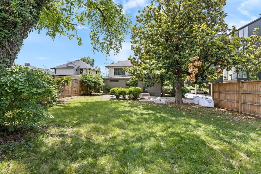 208 Fairfax Ave, Nashville, TN 37212 - #2