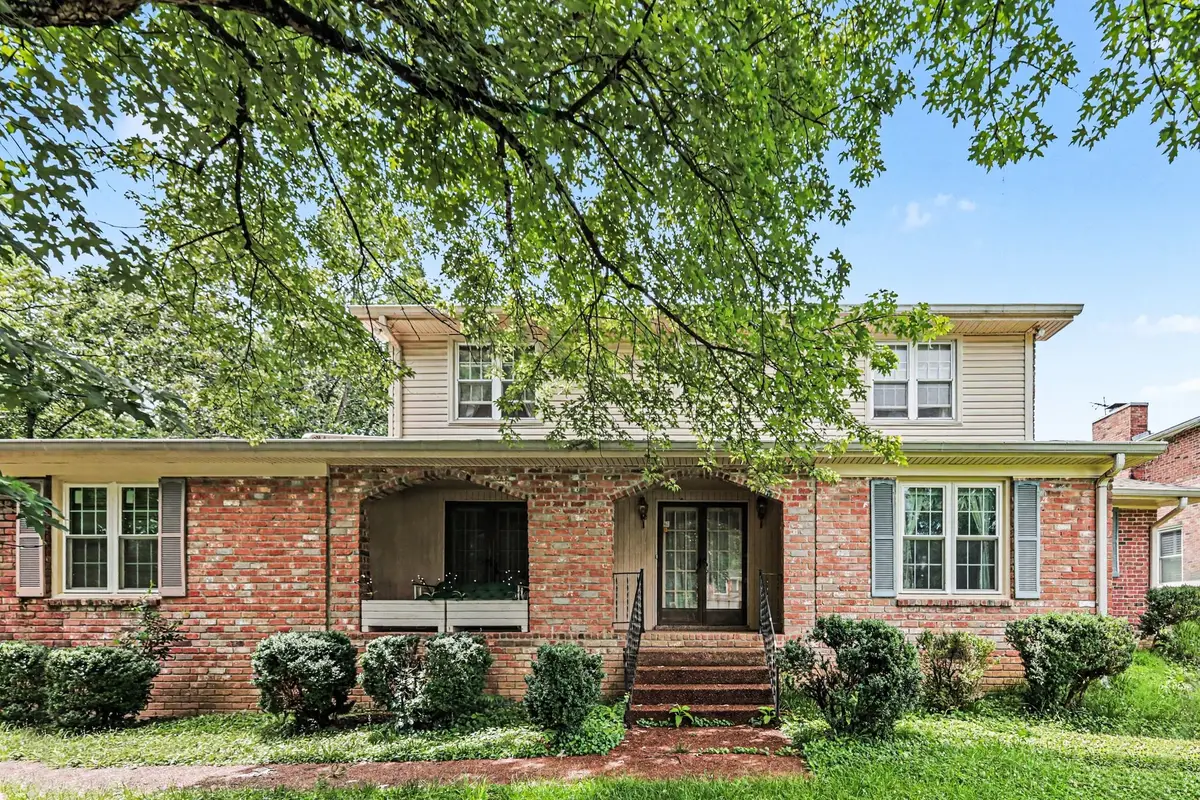 106 Ventura Ct, Hendersonville, TN 37075 - #1