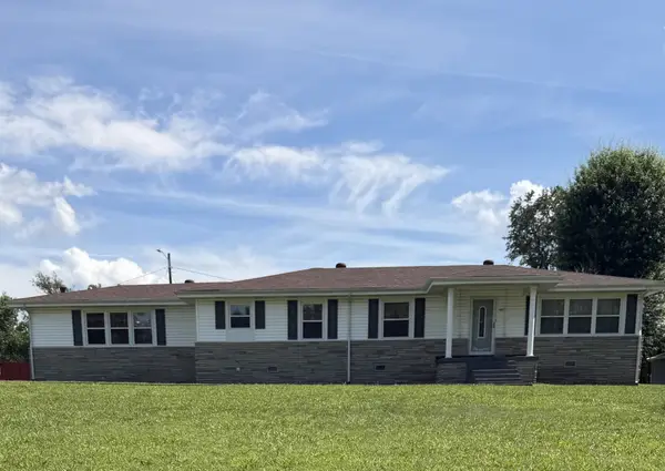 445 W Broad St, Smithville, TN 37166