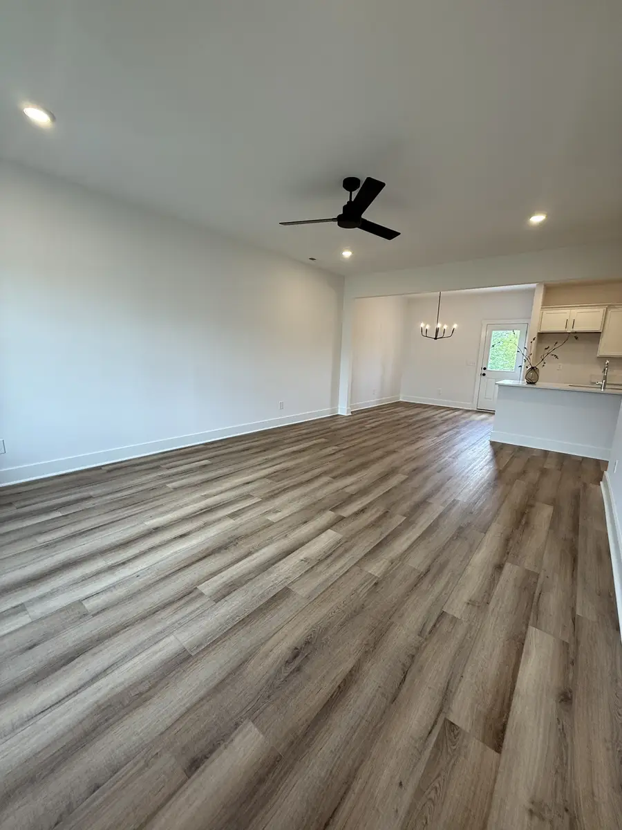 1210 Euclid Dr, Murfreesboro, TN 37127 - #3