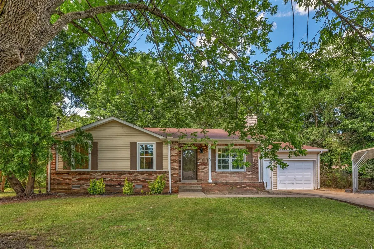 385 Nathaniel Ct, Clarksville, TN 37042 - #1