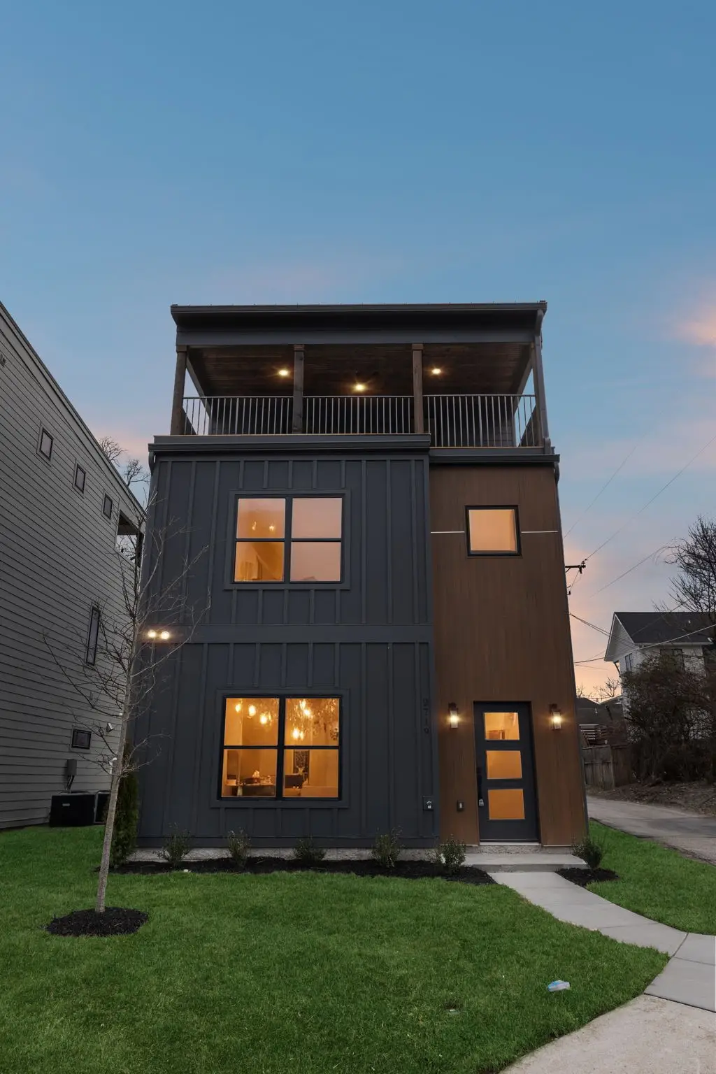 2719 Batavia St, Nashville, TN 37208 - #1