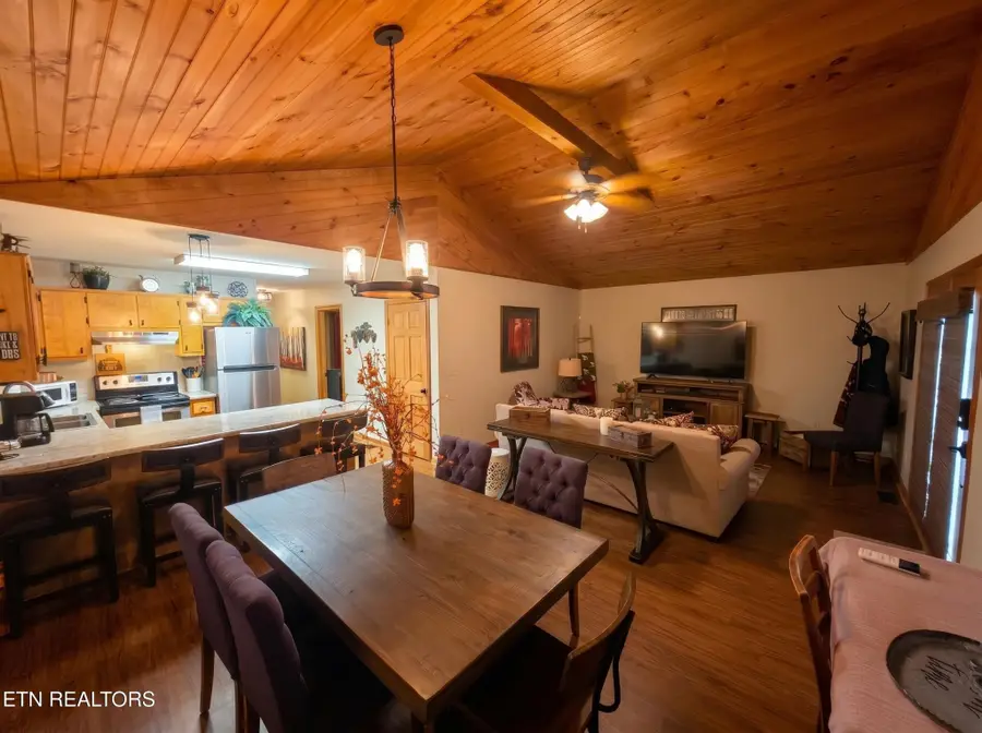1518 Perimeter Drive, Jamestown, TN 38556 - #2