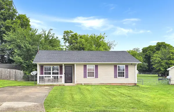 1645 Hannibal Dr, Oak Grove, KY 42262