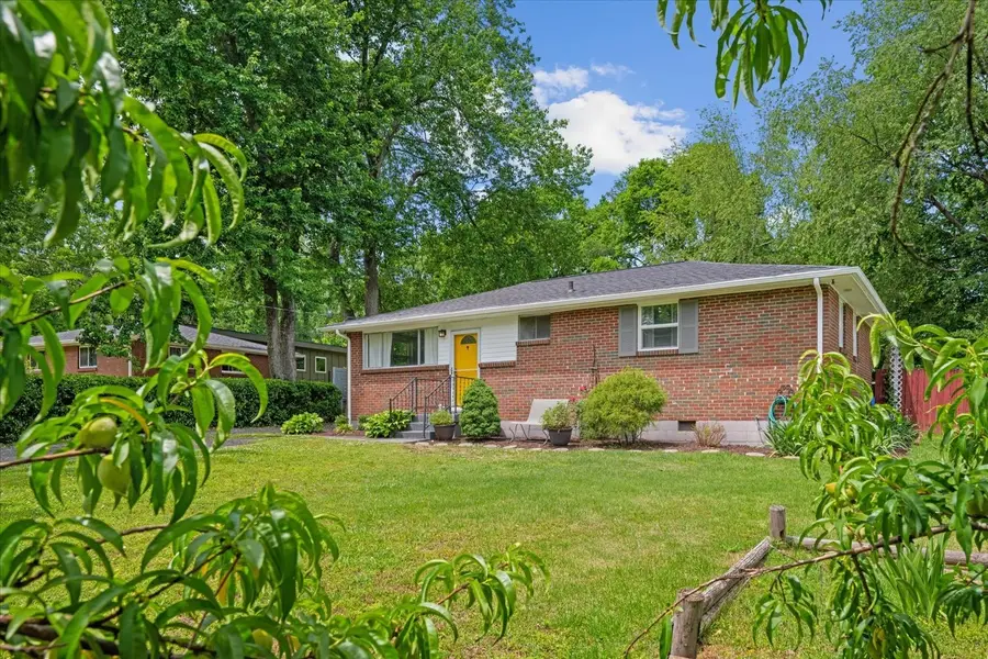 2920 Twin Lawn Dr, Nashville, TN 37214 - #2