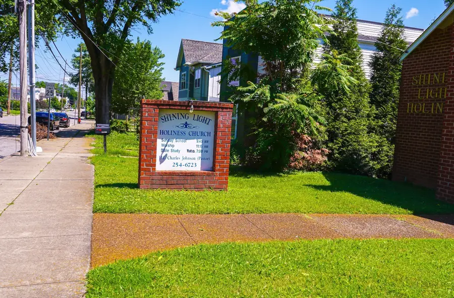 1828 9th Ave N, Nashville, TN 37208 - #3