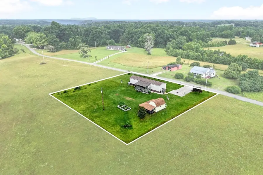175 Humphrey Rd, Walling, TN 38587 - #3