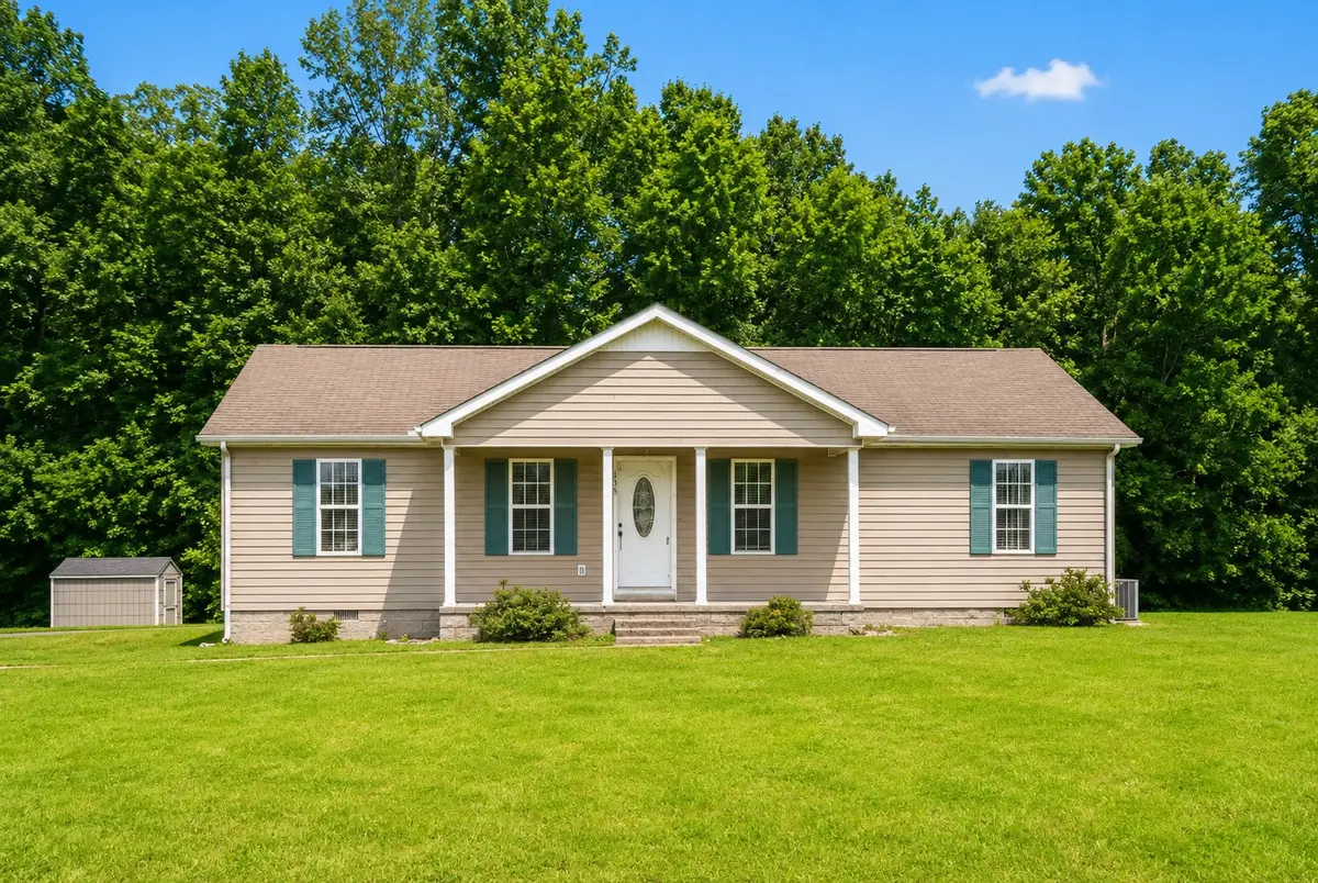 138 Leigh Anna Cir, Lafayette, TN 37083 - #1