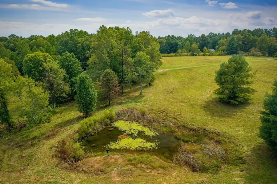 229 Craig Rd, Monterey, TN 38574 - #2