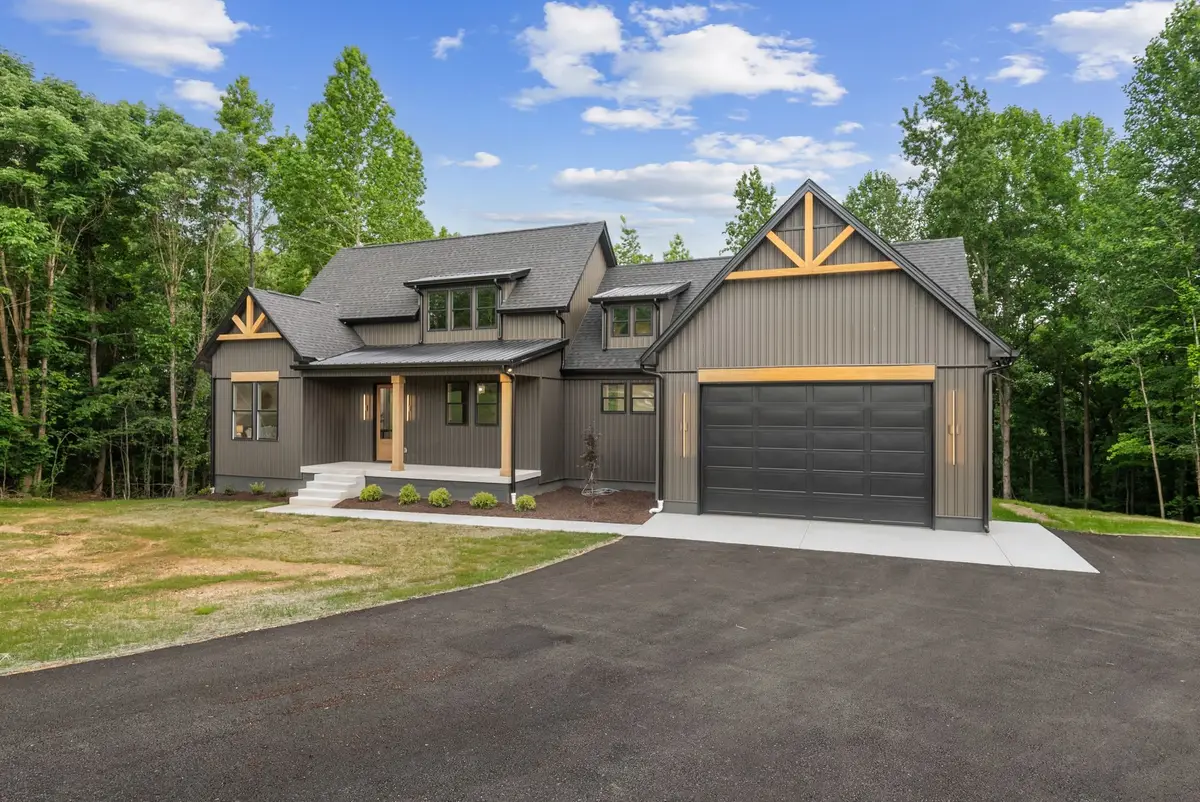 594 Overlook Cir, Tullahoma, TN 37388 - #1