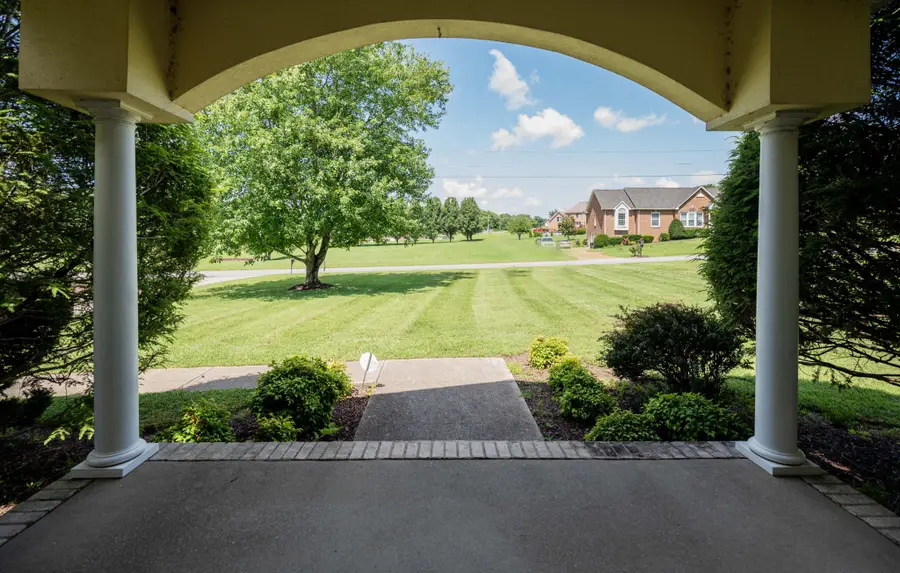 205 Meadowlark Ct, Dickson, TN 37055 - #3