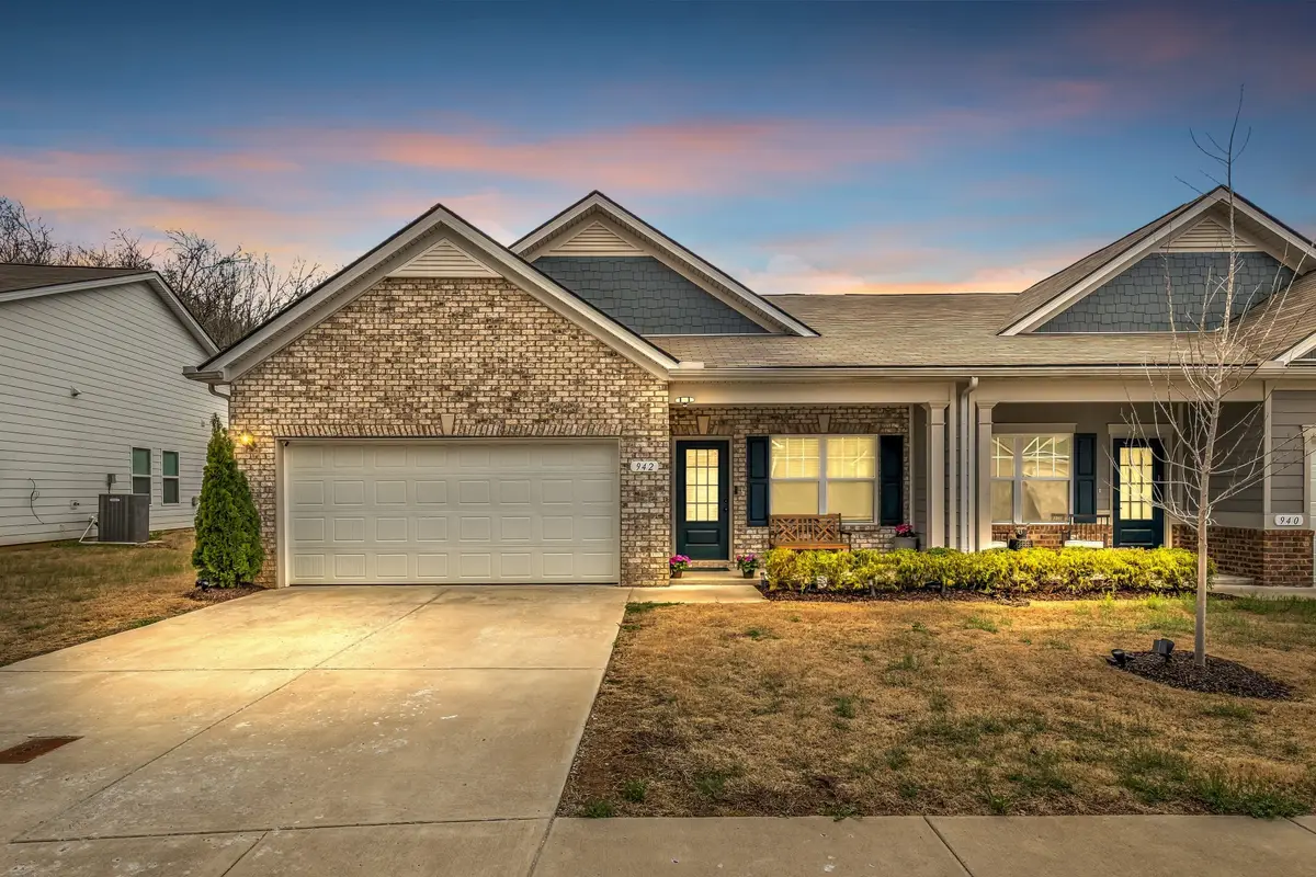 942 Millstream Dr N, Nashville, TN 37218 - #1