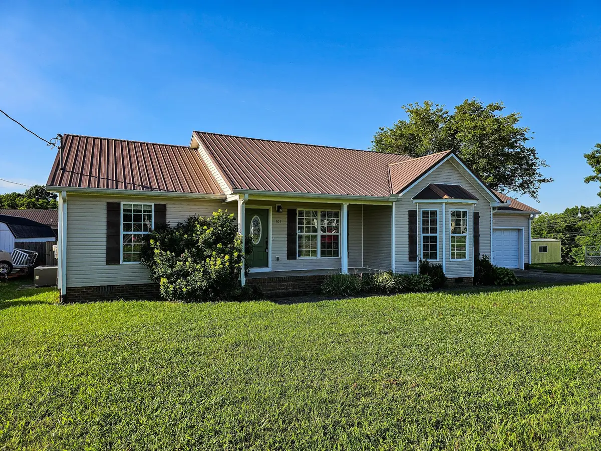 105 Twin Oaks Dr, Bell Buckle, TN 37020 - #1