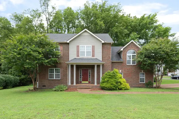 2571 Milton Ln, Thompsons Station, TN 37179