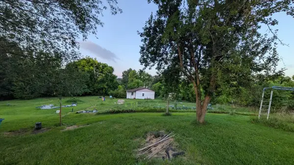 119 Washington Ave, Camden, TN 38320