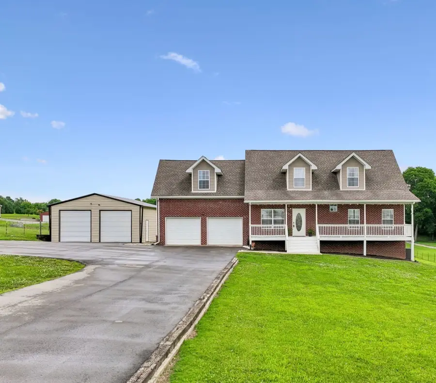 527 Governor Hall Rd, Castalian Springs, TN 37031 - #3