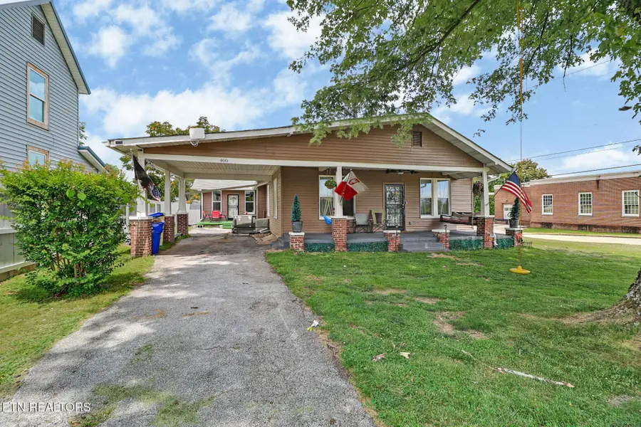 400 W Rockwood St, Rockwood, TN 37854 - #3