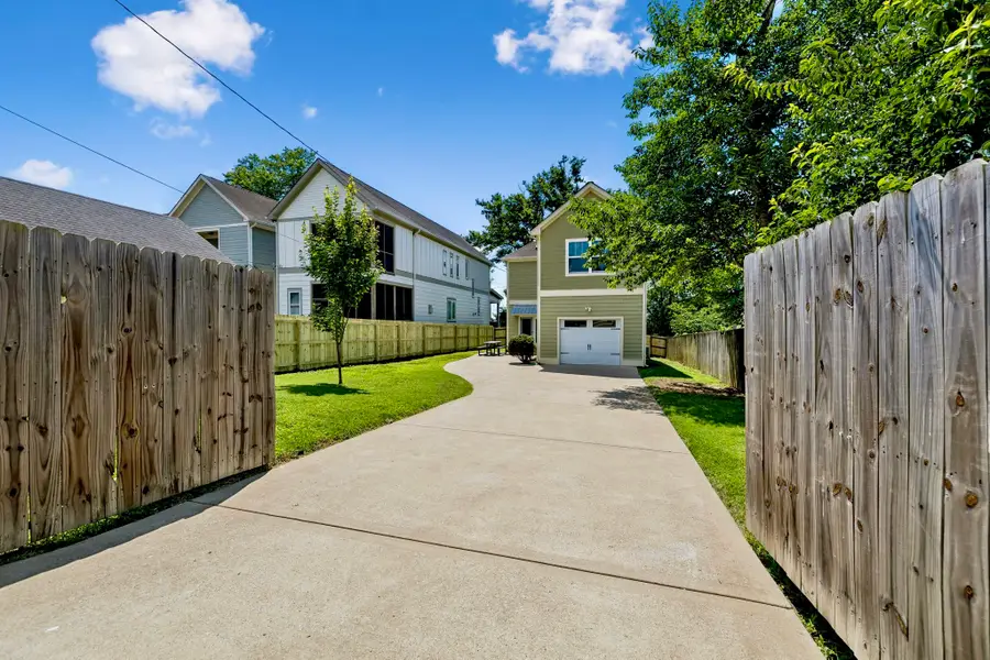 706 47th Ave N, Nashville, TN 37209 - #2
