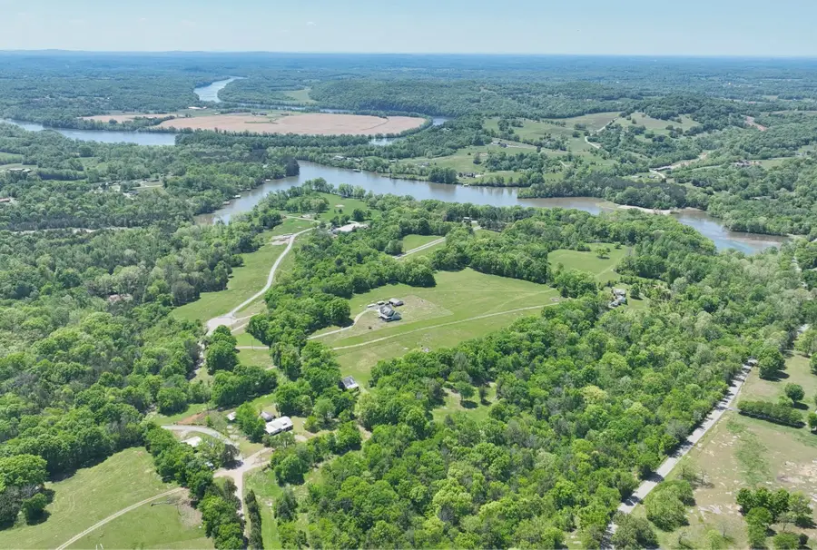 330 Claiborne Ln, Hartsville, TN 37074 - #3